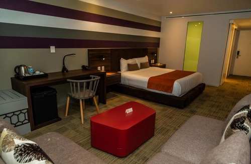 Zona Rosa Hotel | Hotel Casa Ciudad