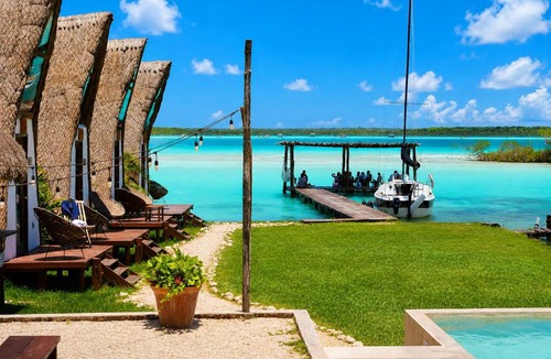 Chetumal Hotel | Hotel CasaBakal - A pie de Laguna - Bacalar