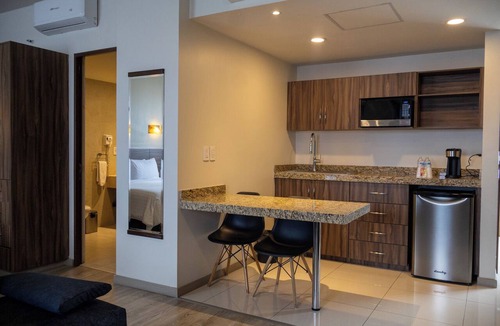 Downtown Queretaro Hotel | Hotel Crown Victoria