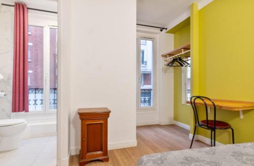 Porte de Clichy Hotel | Hotel de Nantes