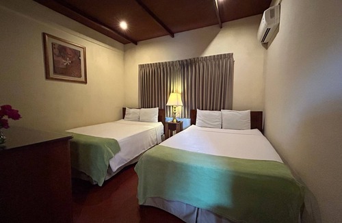 Flores Hotel | Hotel Del Patio