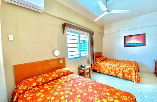 Ricardo Flores Magon Hotel | Hotel Delfines - a 2 calles del Acuario Veracruz