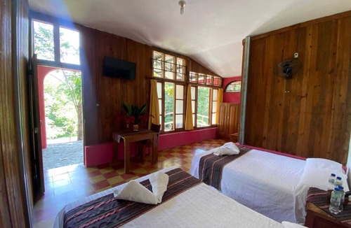 San Agustin Lanquin Hotel | Hotel El Recreo Lanquín-Champey
