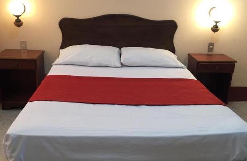 Puerto Barrios Hotel | Hotel El Reformador