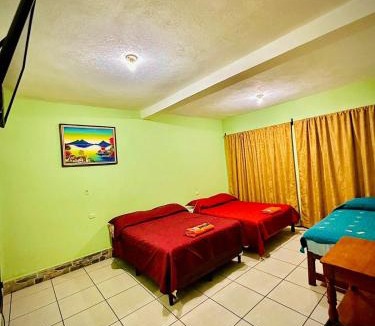 Panajachel Hotel | Hotel Emiss Panajachel