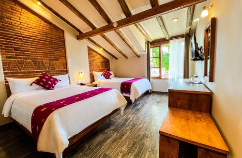De Mexicanos Hotel | Hotel Junvay