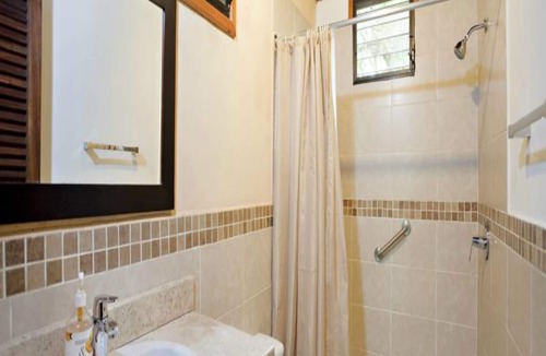 Tikal National Park Hotel | Hotel Jaguar Inn Tikal