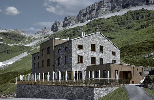 Unterschachen Hotel | Hotel Klausenpass