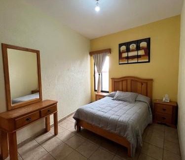 Bernal Hotel | Hotel La Capilla Bernal