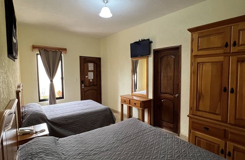Bernal Hotel | Hotel La Capilla Bernal
