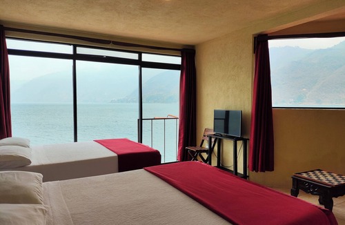 San Antonio Palopo Hotel | Hotel La Villa de los Dioses