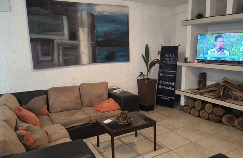 Zona 10 Hotel | Hotel Las Gardenias