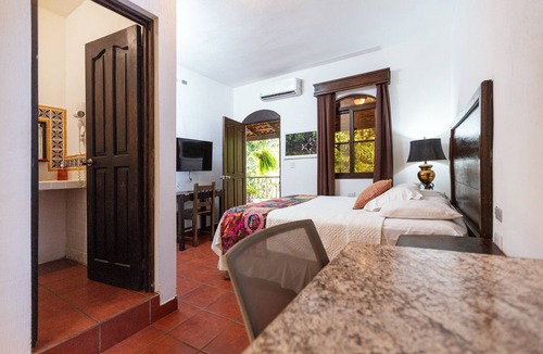 Taxisco Hotel | Hotel Las Marias