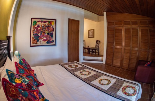 Santiago Atitlan Hotel | Hotel Los Olivos