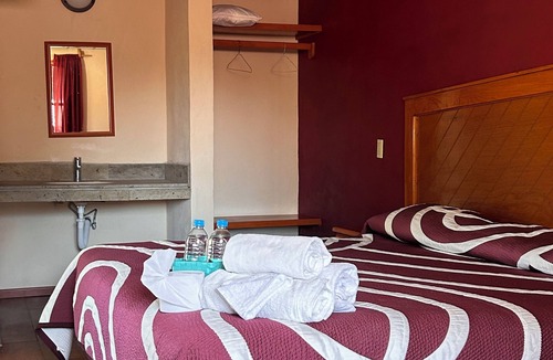 San Miguel Regla Hotel | Hotel Los Prismas