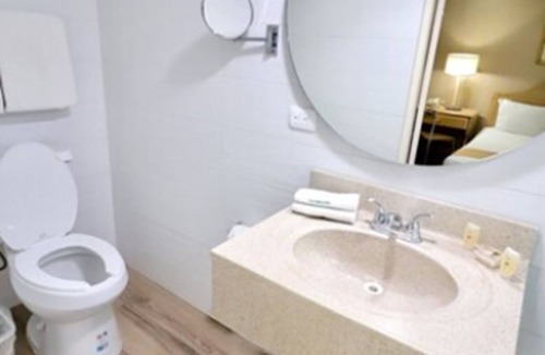 Monterrey Centro Hotel | Hotel Madero Express