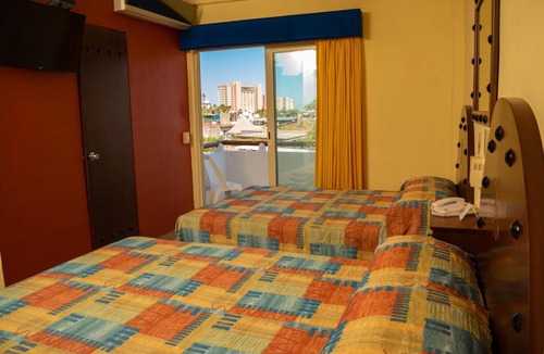 Colonia 5 de Diciembre Hotel | Hotel Mocali