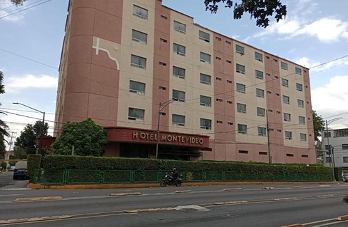 Villa de Guadalupe Hotel | Hotel Montevideo