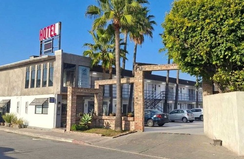 Rosarito Hotel | Hotel Palmas Quintero