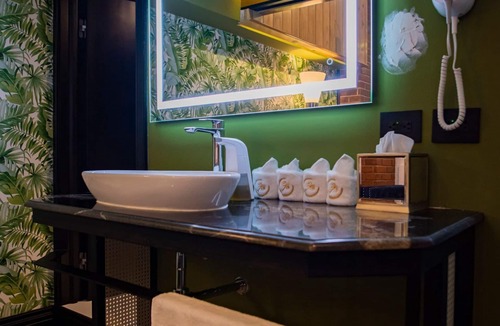 Santiago Atitlan Hotel | Hotel Palmera Dorada