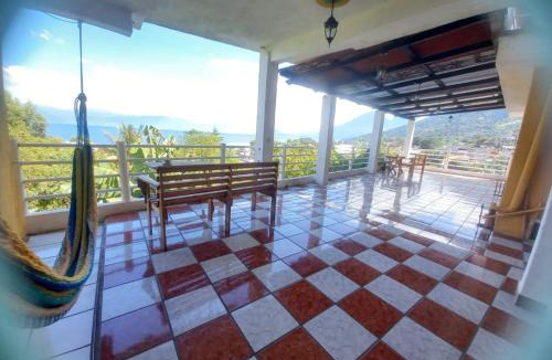 San Pedro La Laguna Hotel | Hotel PENELEU