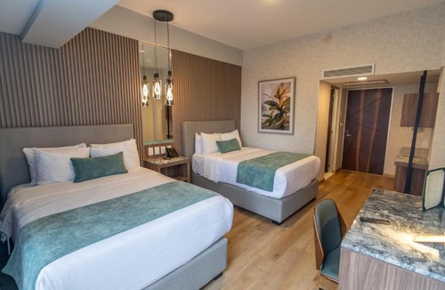 Centro Hotel | Hotel Plaza Génova Centro