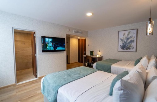 Centro Hotel | Hotel Plaza Génova Centro