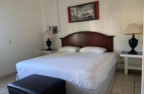 Zona Dorada Hotel | Hotel Posada Doña Rubino