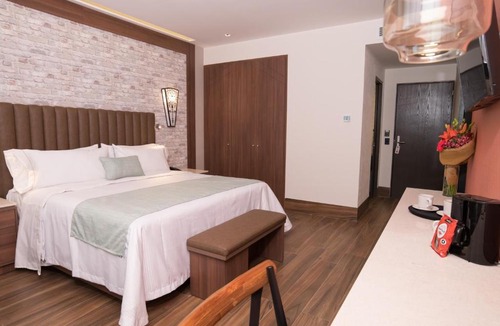 Zona Minerva Hotel | Hotel Ronda Minerva