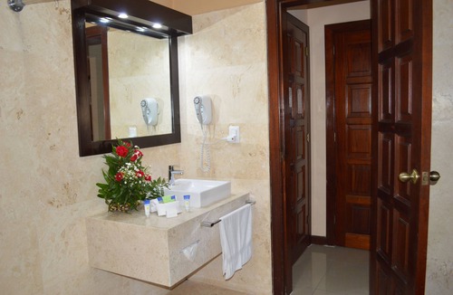 Zona Historico Hotel | Hotel Royal Palace