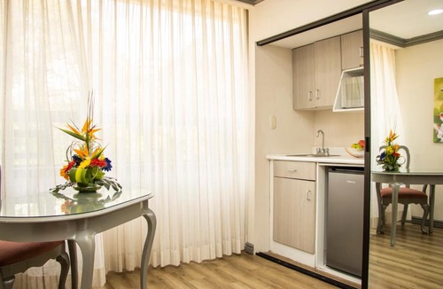 Zona 10 Hotel | Hotel Santander Plaza
