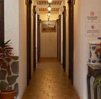 San Juan La Laguna Hotel | Hotel Taa' Tiin