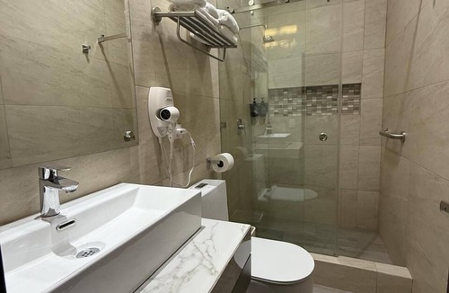Flores Hotel | Hotel Tepeu