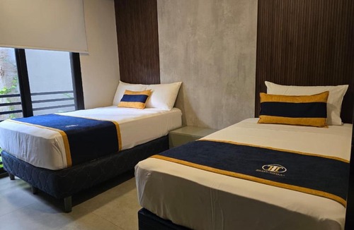 Flores Hotel | Hotel Tiffany