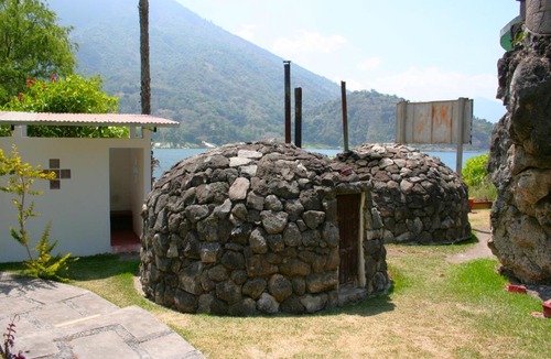 Santiago Atitlan Hotel | Hotel Tiosh Abaj