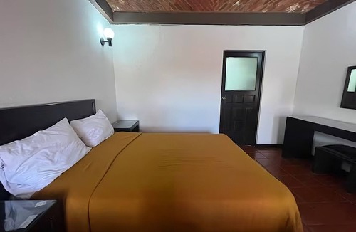 Morelia Hotel | Hotel Villa Capri, 2 camas dobles 4 Huéspedes