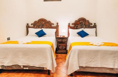 San Juan La Laguna Hotel | Hotel Villa Luna