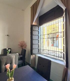 Centro Hotel | Hotel y Hostal AH MUN
