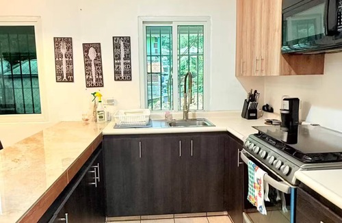 Flores House | House for 6 people