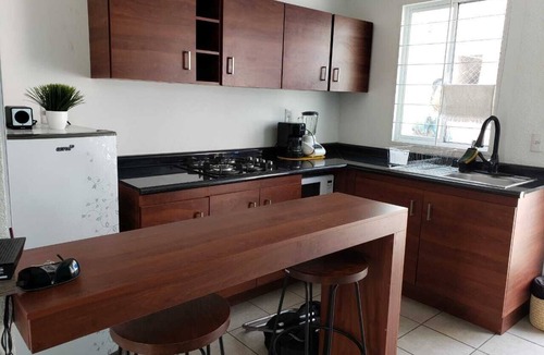 Jojutla House | House in Teques Rooftop & private Jacuzzi