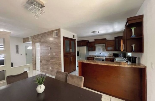 Ciudad Juarez House | House in the Consulate!
