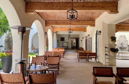 Queretaro Condo | House overlooking the Cimatario ecological reserve