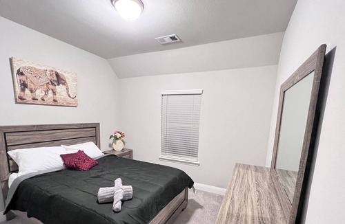Irving House | House with a Theater, Game Room and Fireplace!