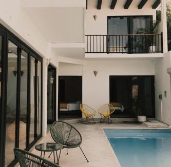 Rinconada House | House with private pool, walking distance to beaches & restaurants