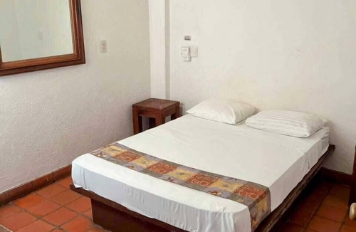 Crucecita Hotel | HUX Express - Huatulco