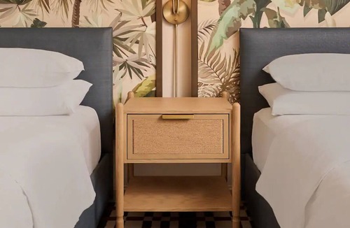 Ocean Park Hotel | Hyatt Centric Delfina Pet Friendly Room 6 mins walk from Santa Monica Pier