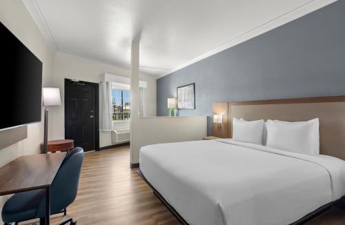 Galveston Hotel | Hyatt Select Galveston Beachfront