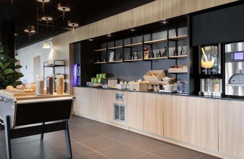 Dechy Hotel | ibis Douai Dechy