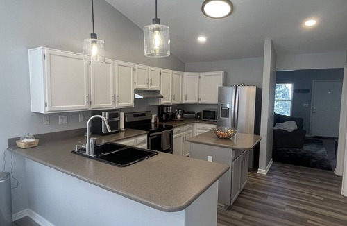 Ralston Valley House | Ideally located, cozy and welcoming!