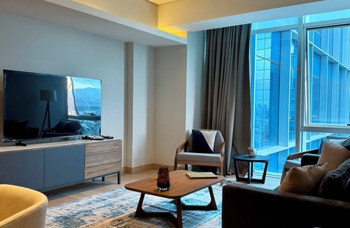 Benito Juarez Apartment | IKan Hub | Select Skyline Suite Near WTC Share Sabe